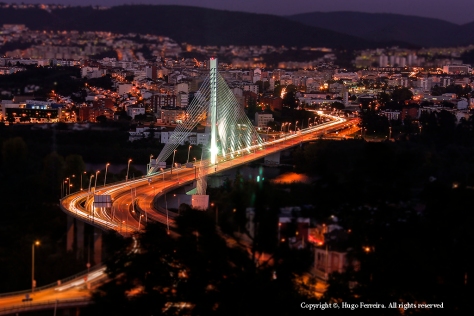 Vista nocturna sobre a cidade de Coimbra/ Night view over Coimbra city --- Aperture: f/13; Exposure: 6s; ISO: 100;